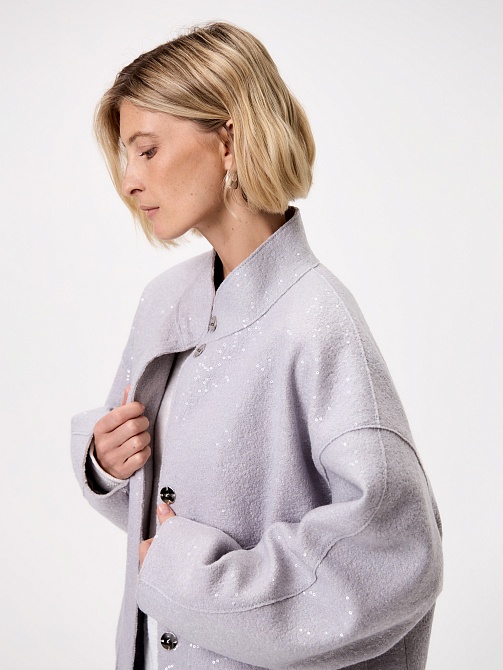 Бомбер из варёной шерсти с мембраной и пайетками