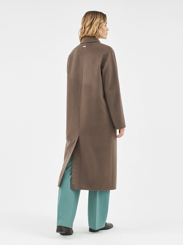Шерстяное пальто с мембраной и утеплённой спинкой