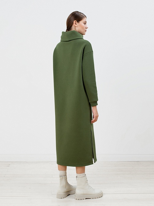 Платье из футера прямого силуэта