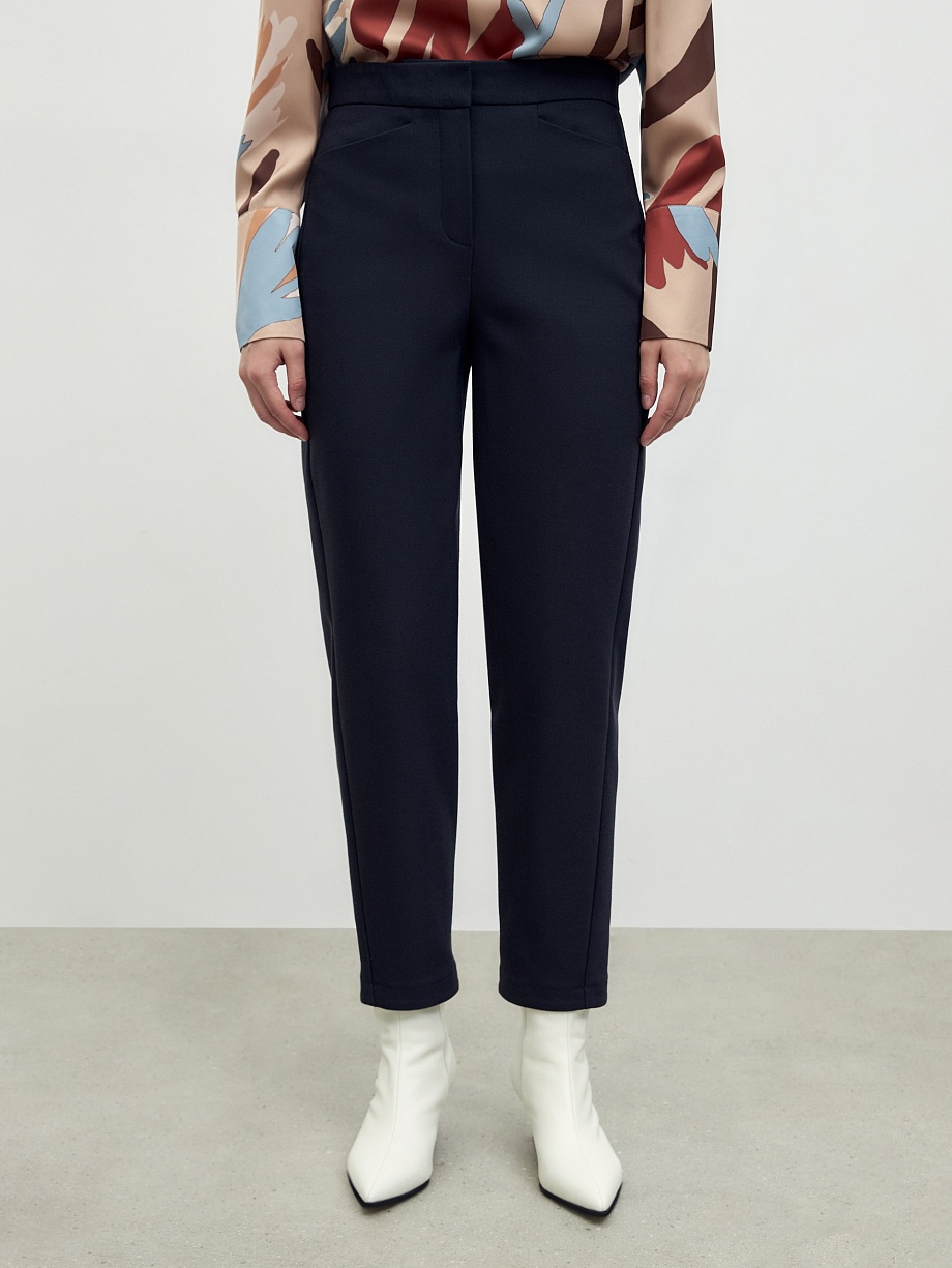 Брюки-бананы из утепленной костюмной ткани