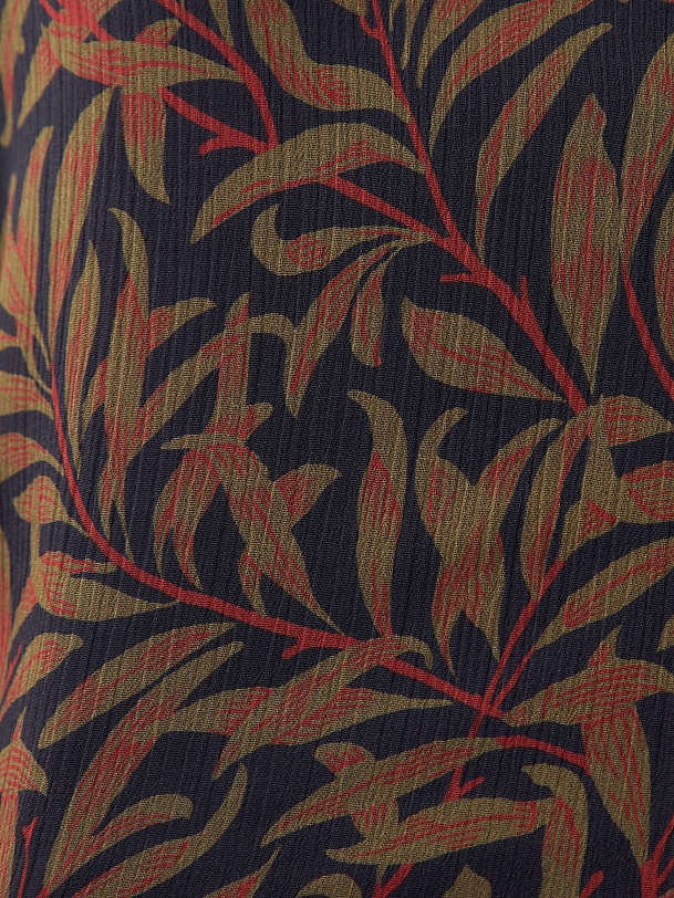 Свободная блуза с растительным принтом