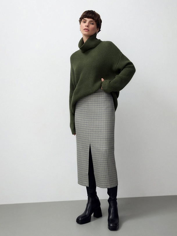 Юбка прямого удлинённого силуэта