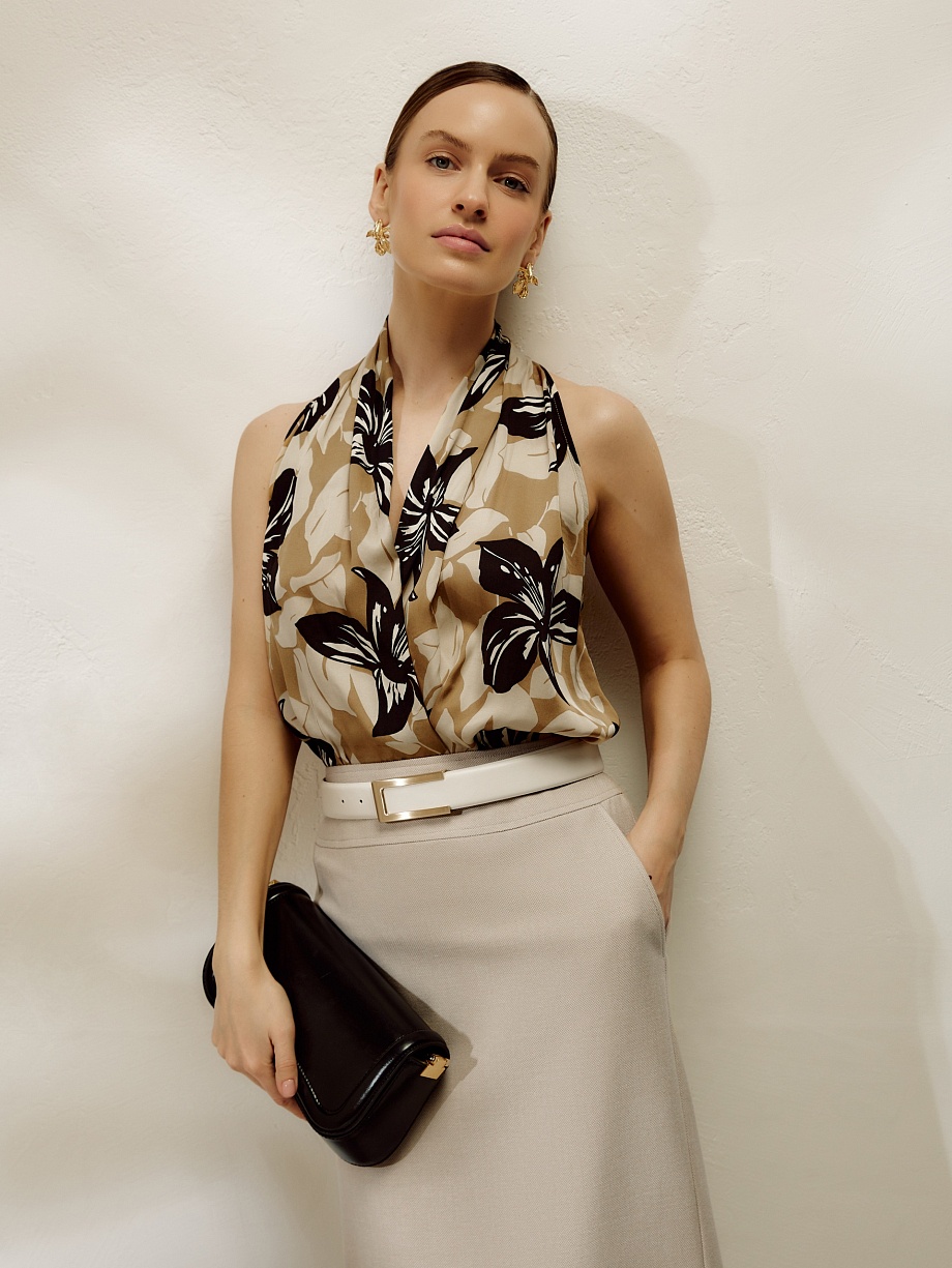 Открытая блуза из вискозы с цветочным принтом