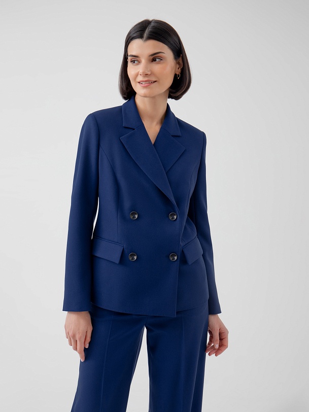 Двубортный жакет полуприлегающего силуэта