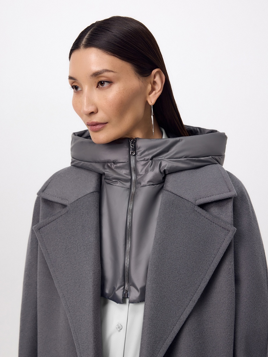 Пальто из шерсти с мембраной, утеплённой спинкой и съёмным капюшоном
