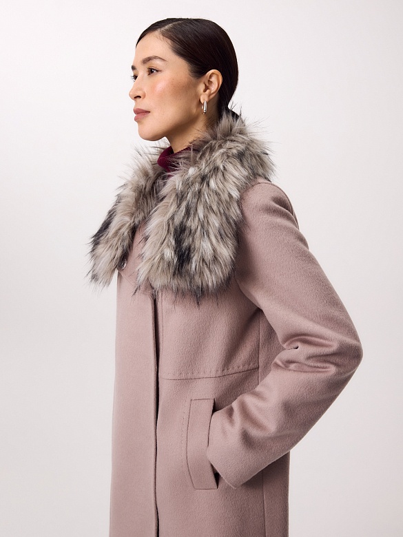 Зимнее пальто из шерсти утепленное с меховым воротником POMPA арт.1013771p60216