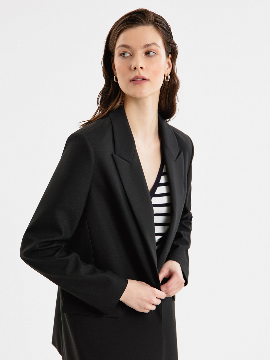 Прямой жакет из костюмной вискозной ткани