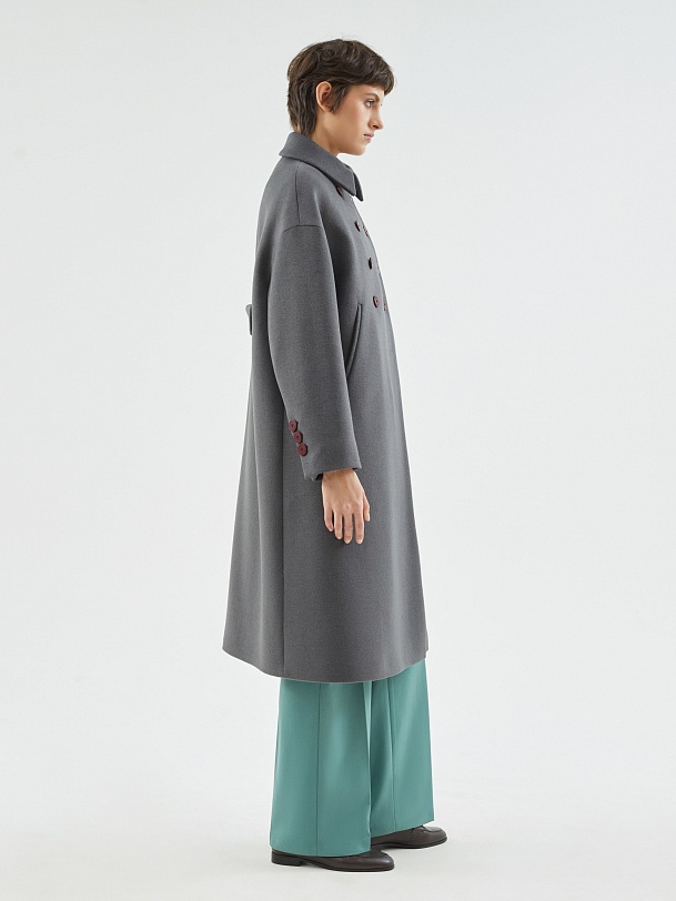 Шерстяное пальто с мембраной и утеплённой спинкой