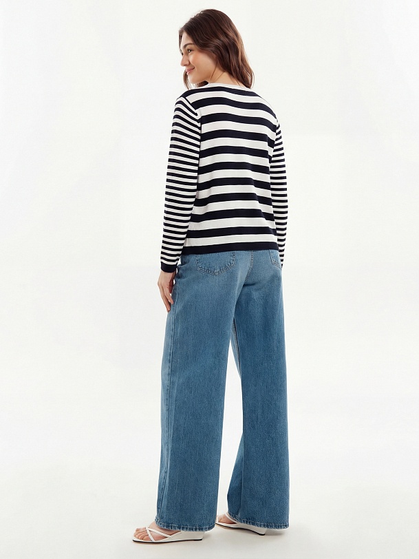 Трикотажный джемпер в бретонскую полоску