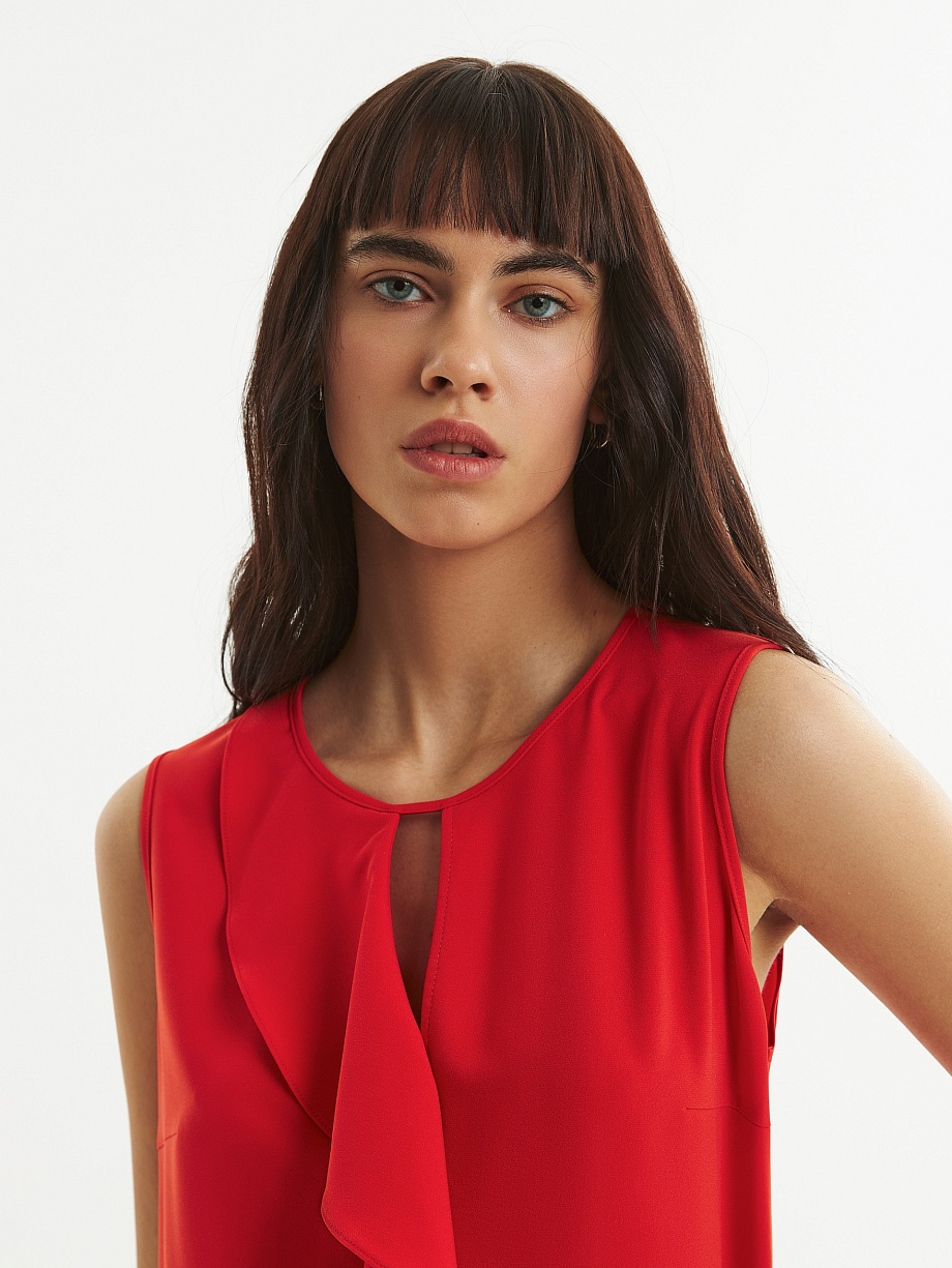 Блузка без рукавов с воланом