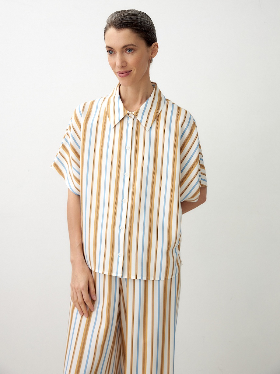 Свободная летняя рубашка из вискозы