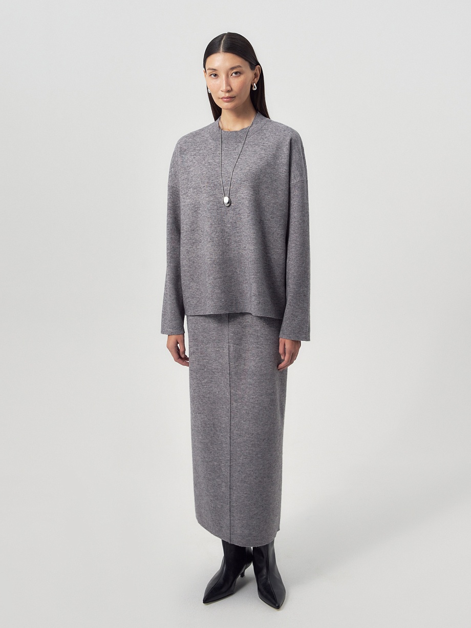 Джемпер из вискозной пряжи