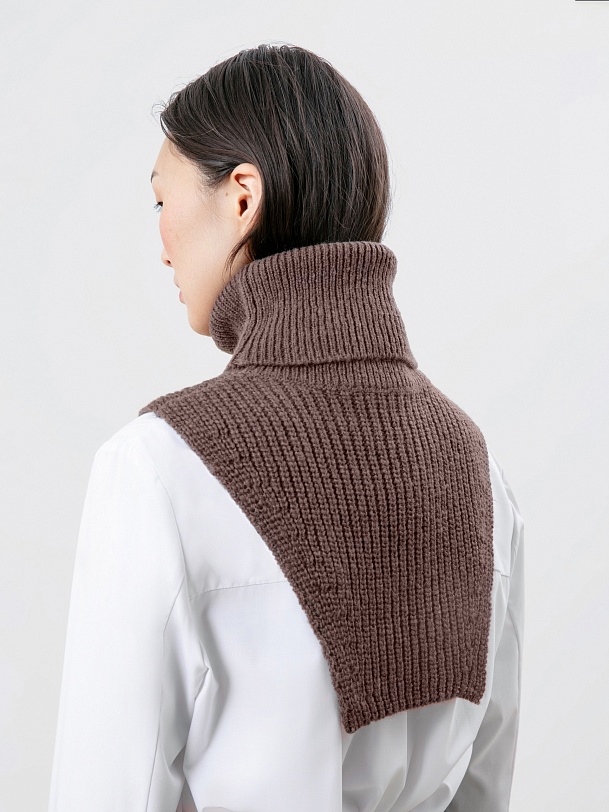 Манишка цвета брауни