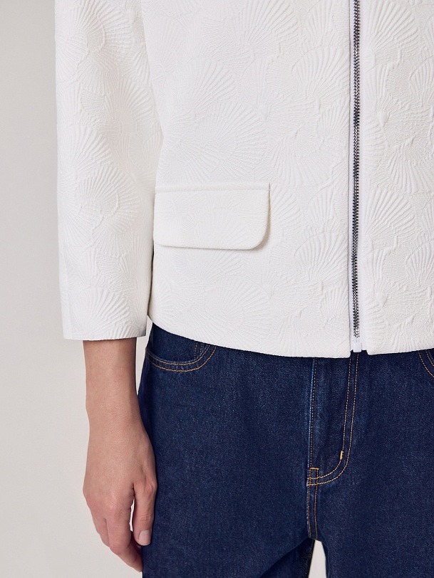 Укороченный жакет  из фактурного жаккарда