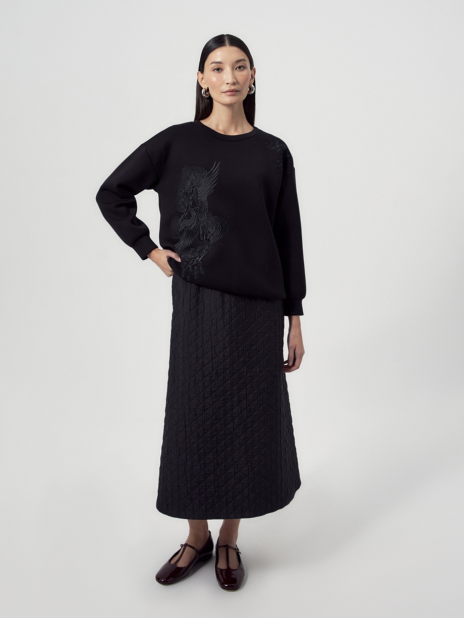 Свитшот из вискозы с вышивкой