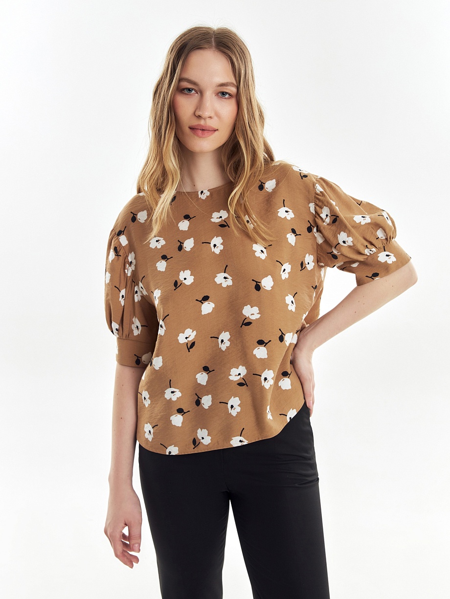 Блуза из вискозы с цветочным принтом
