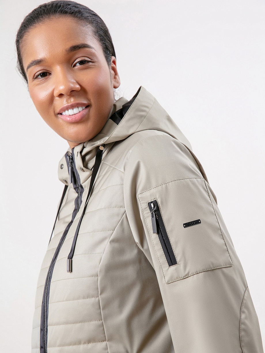 Куртка женская демисезонная с капюшоном