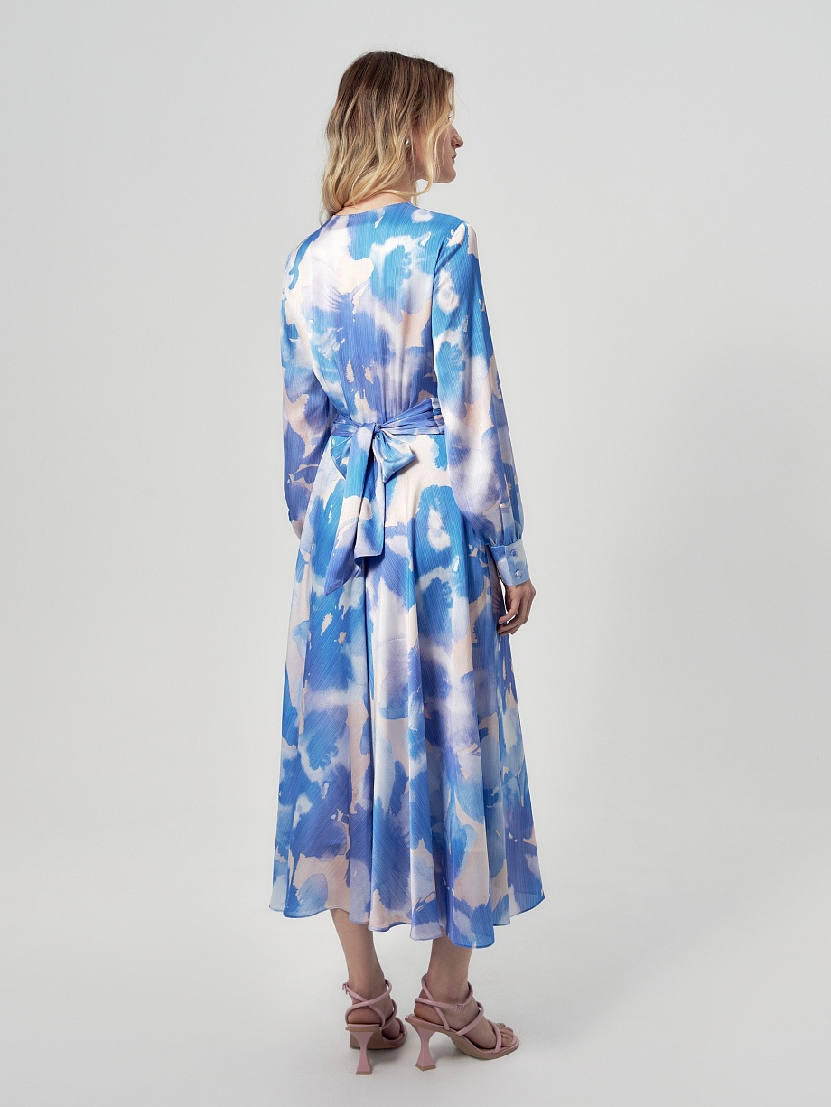 Приталенное платье с растительным принтом