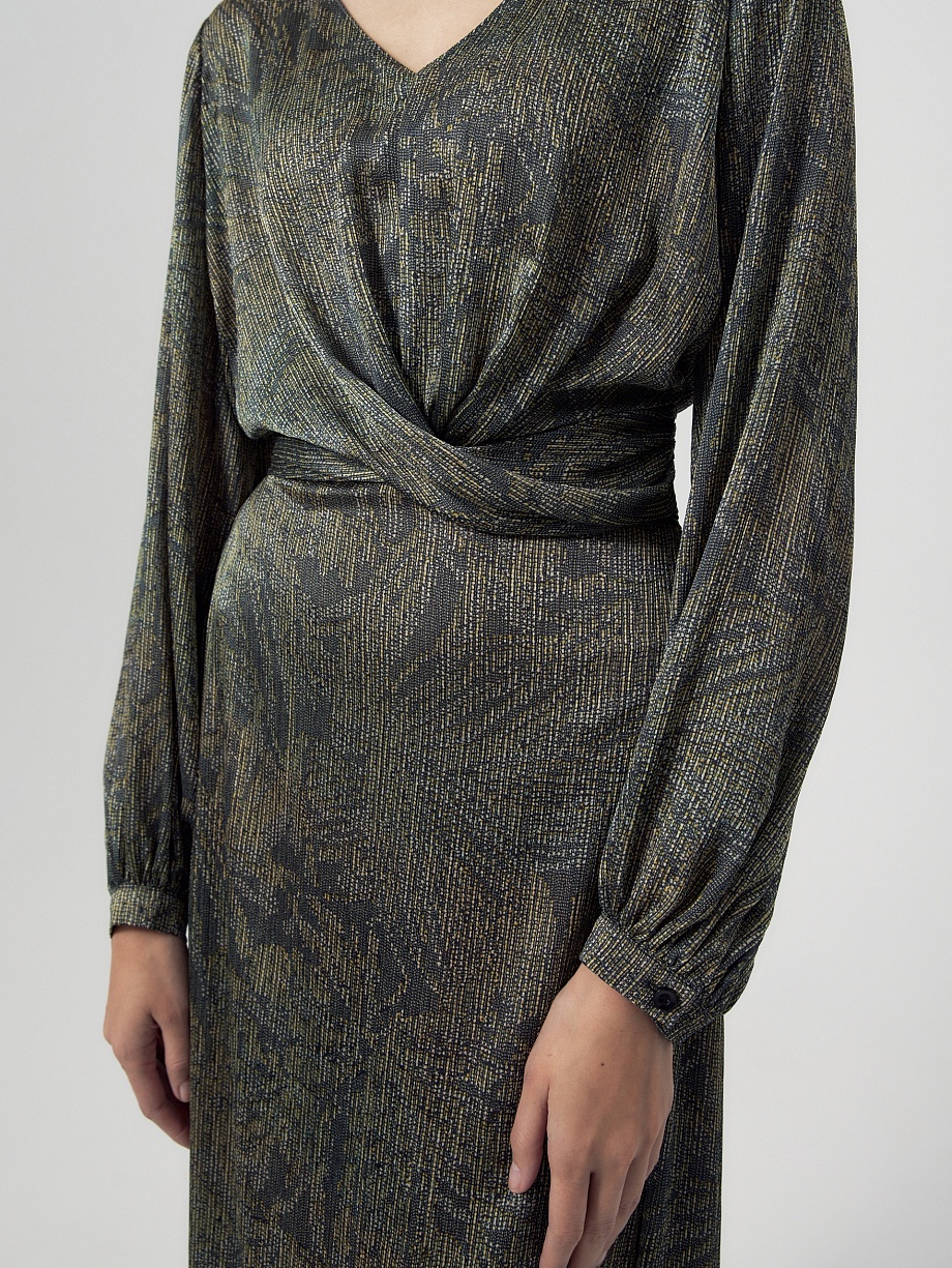 Платье с драпировкой