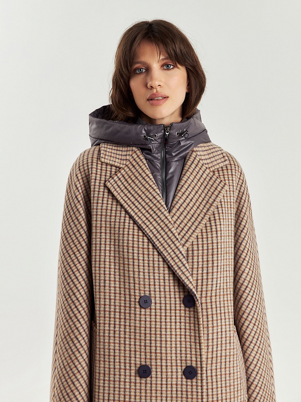 Шерстяное пальто с мембраной и съёмным капюшоном