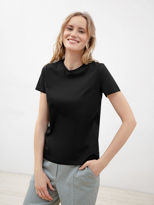 Черная женская футболка из 100% мерсеризованного хлопка POMPA