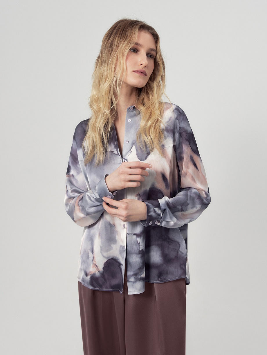 Прямая блуза из атласной ткани