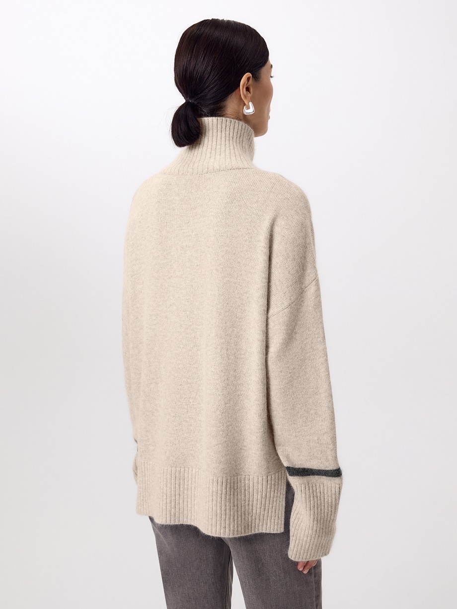 Свитер из шерсти с ангорой