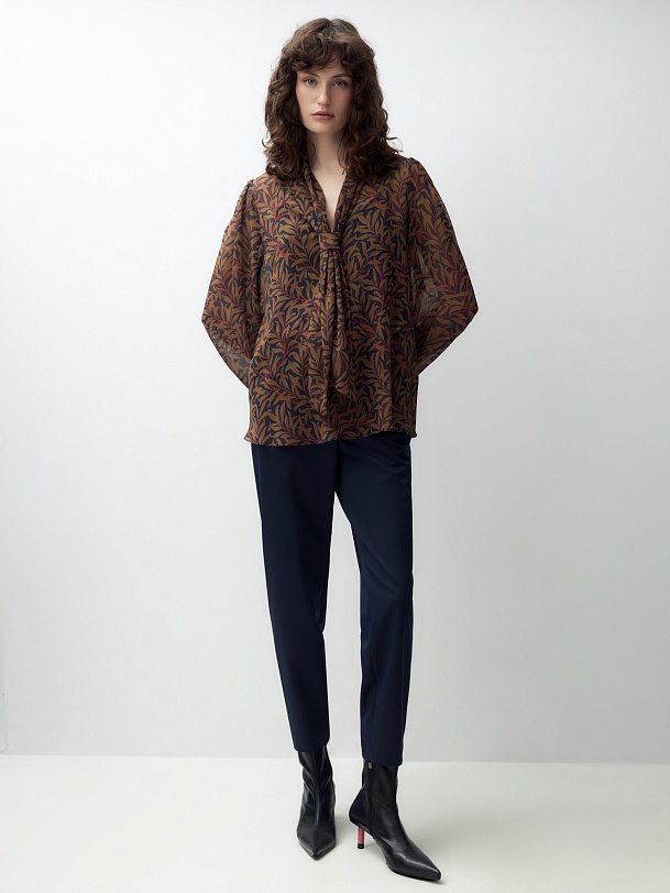 Свободная блуза с растительным принтом