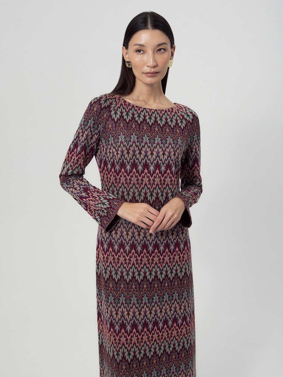 Платье с шарфом из жаккардового трикотажа