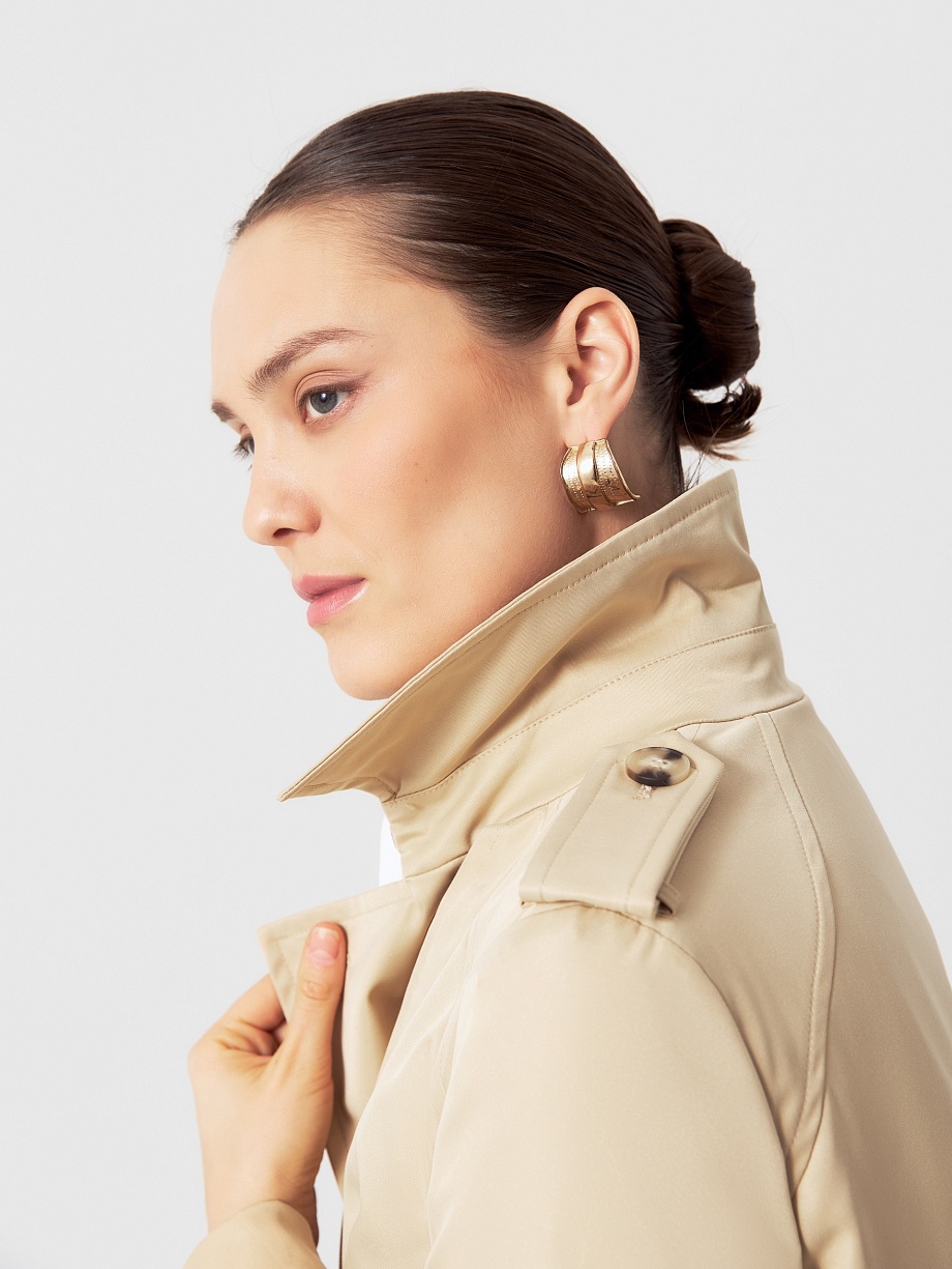 Классический бежевый тренч с подстежкой