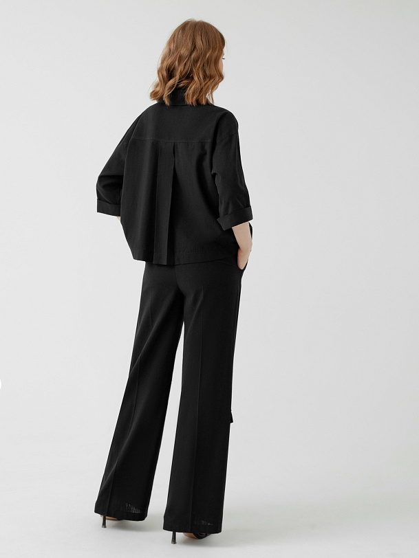 Хлопковая рубашка с накладными карманами и укороченным рукавом