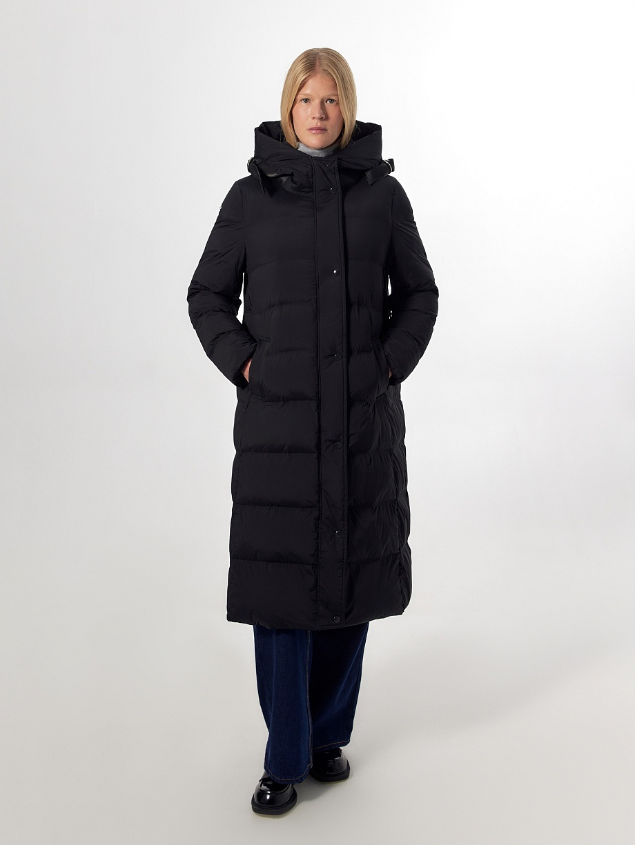 Пальто зимнее стеганое с капюшоном