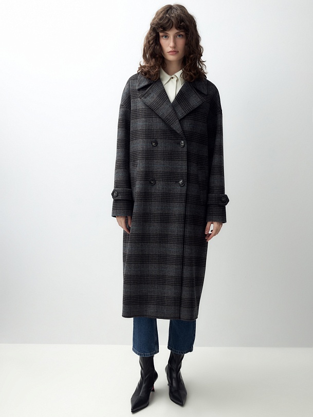 Шерстяное пальто с мембраной и утеплённой спинкой