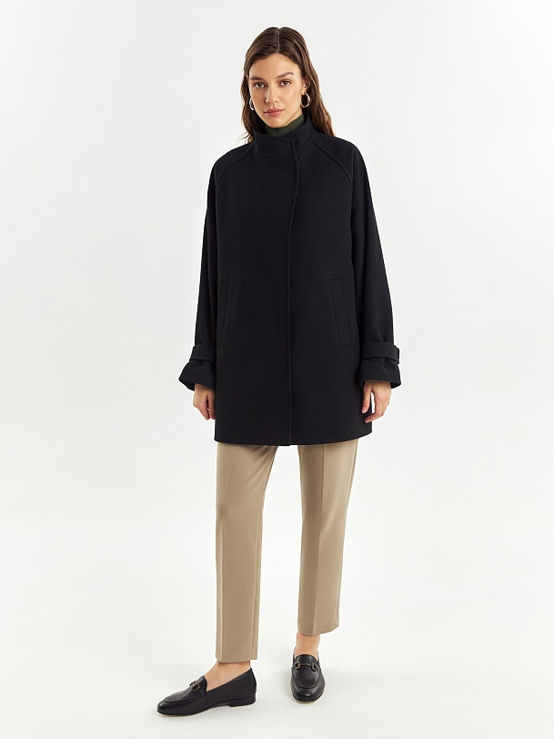 Полупальто из шерсти с мембраной и утеплённой спинкой