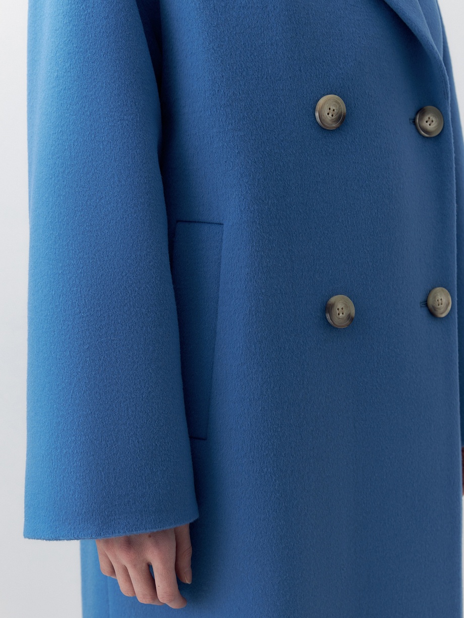 Демисезонное пальто из шерсти с мембраной