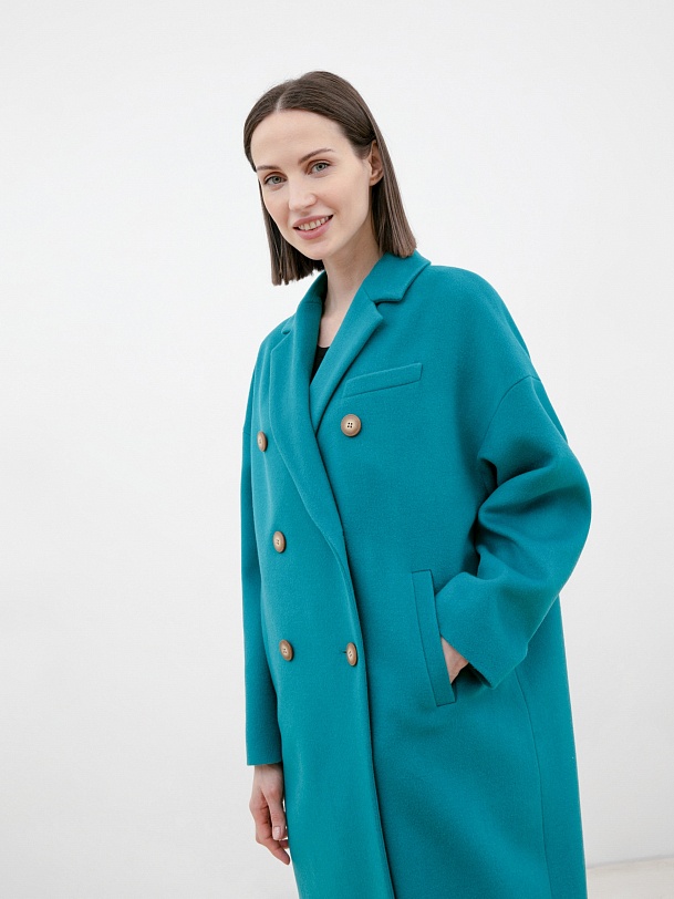 Шерстяное демисезонное пальто с мембраной