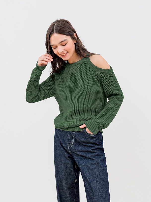 Джемпер с открытым плечом