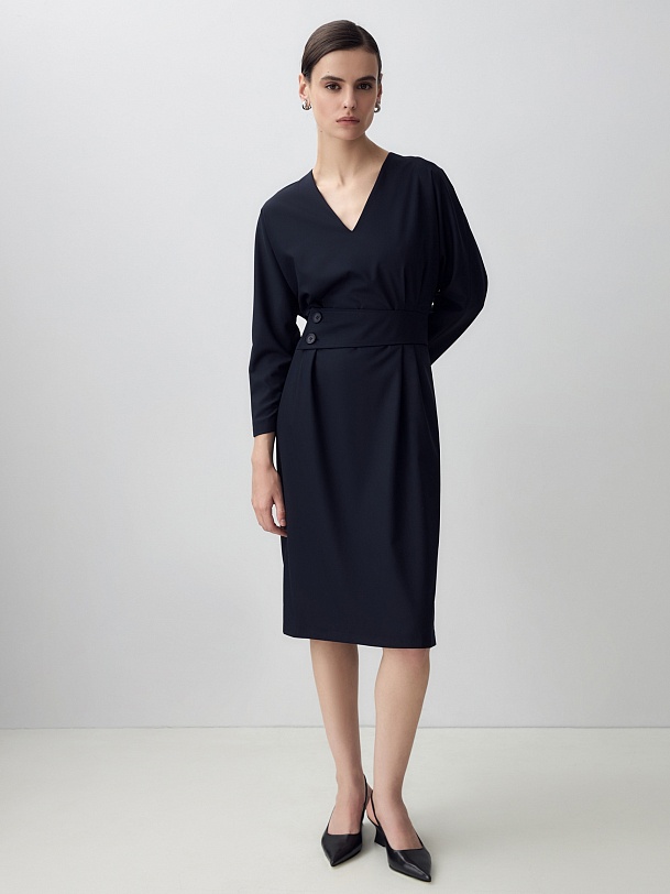 Прямое платье миди