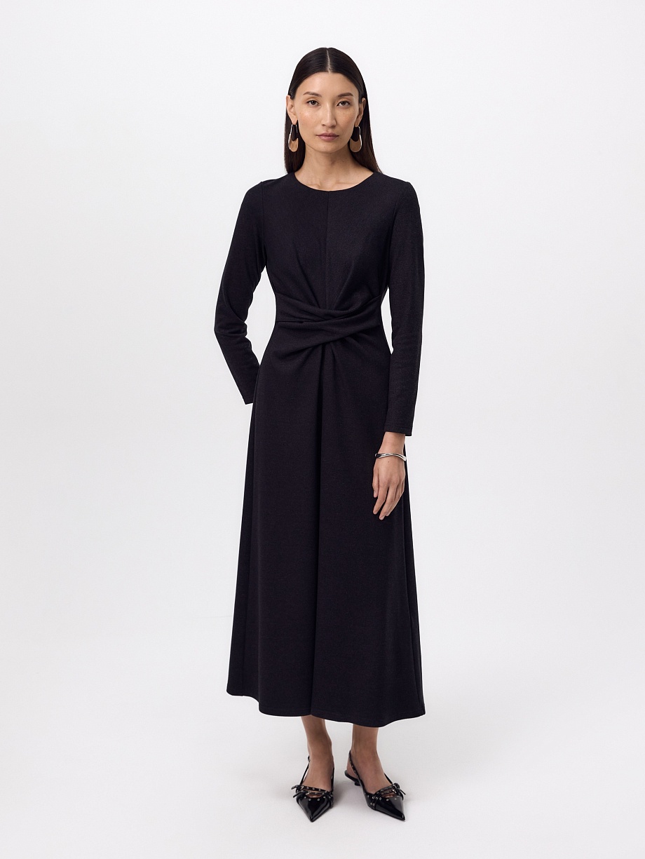 Платье с драпировкой