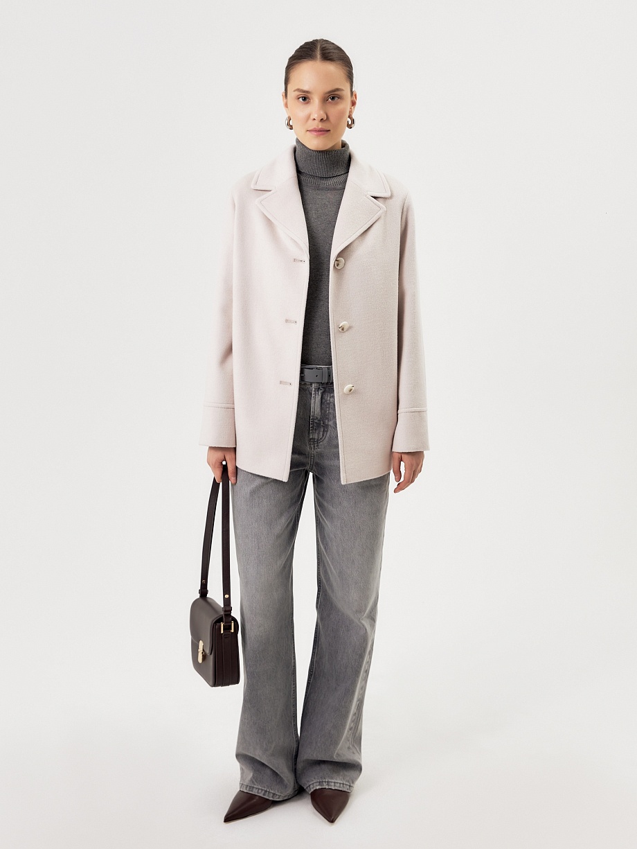 Демисезонное полупальто из шерсти