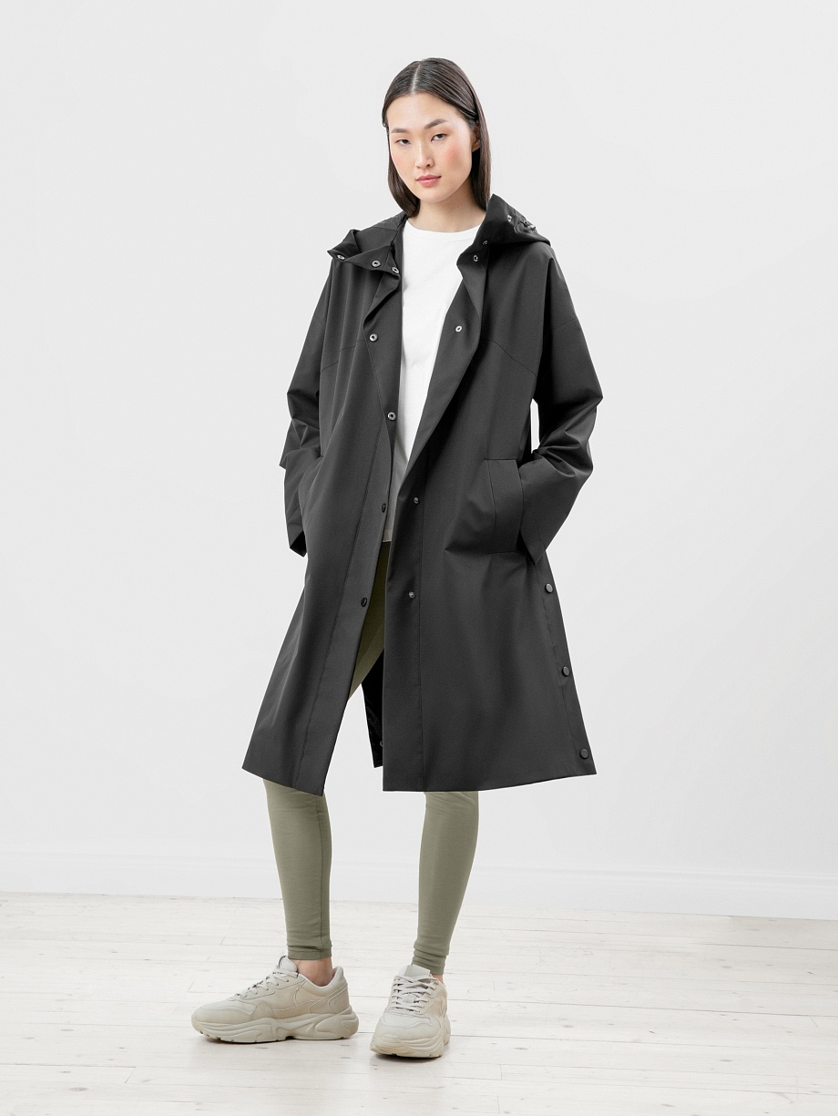 Непромокаемый черный плащ с капюшоном