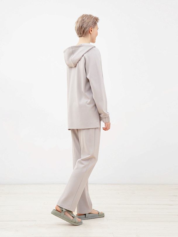 Толстовка на молнии с капюшоном