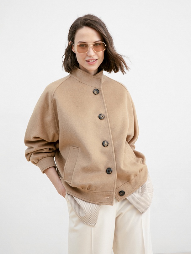 Укороченное пальто-жакет шерстяное