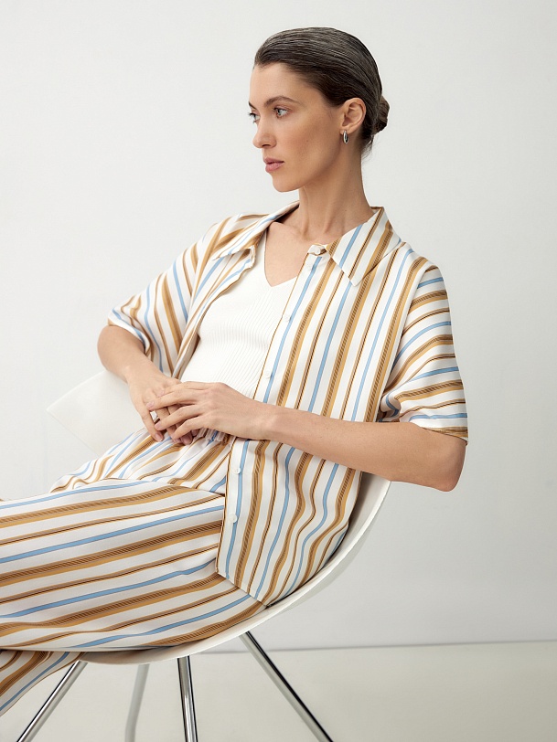 Свободная летняя рубашка из вискозы