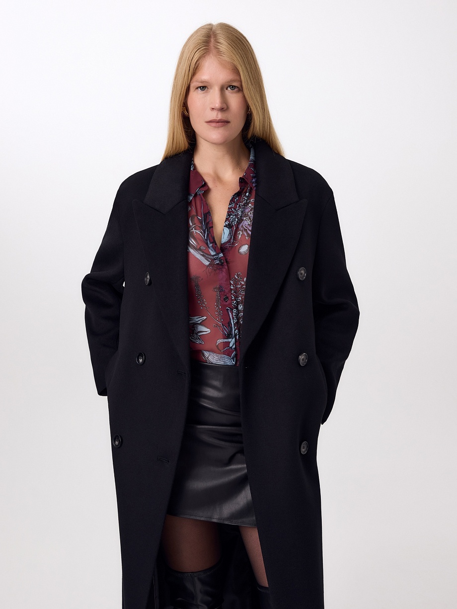 Пальто из шерсти с мембраной и утеплённой спинкой