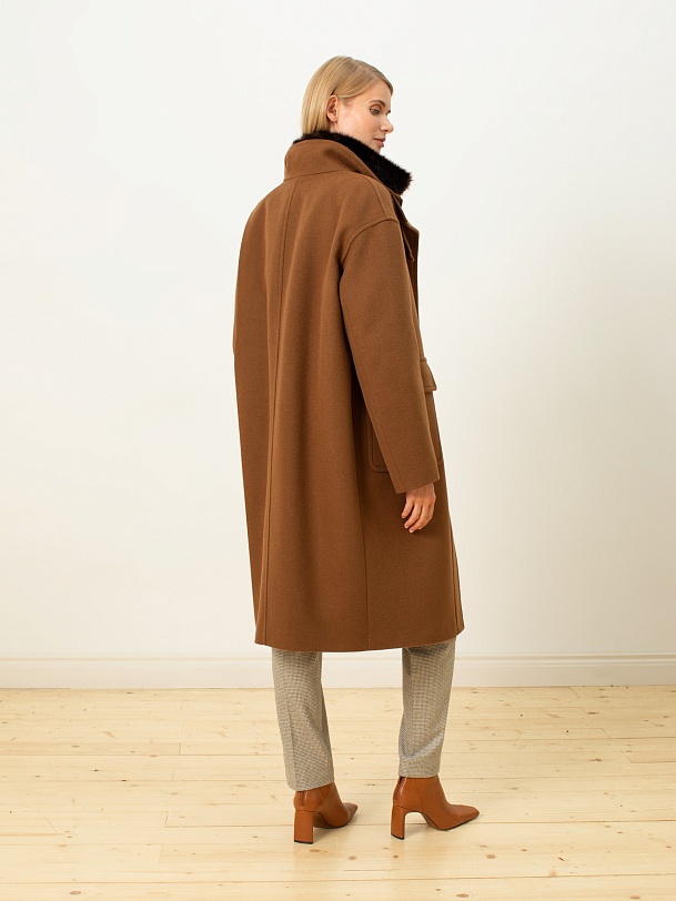 Зимнее пальто из шерсти утепленное с мембраной