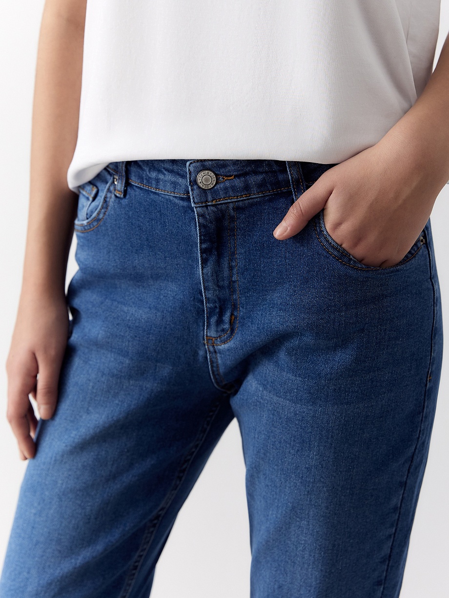 Прямые хлопковые джинсы на высокой талии