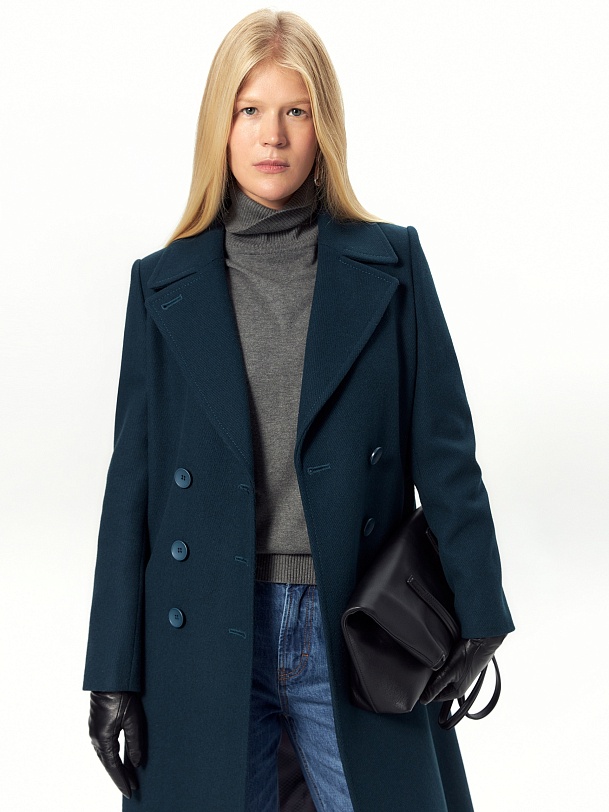 Шерстяное пальто с мембраной и утеплённой спинкой