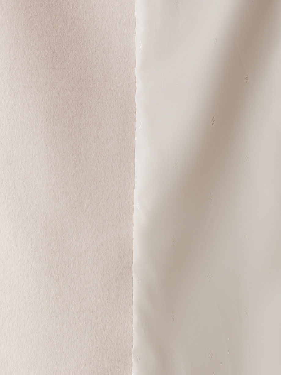 Шерстяное пальто с мембраной