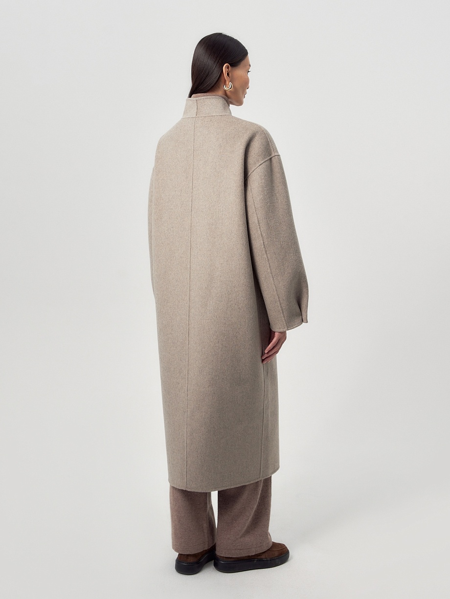Пальто из премиальной шерсти со стёганым жилетом